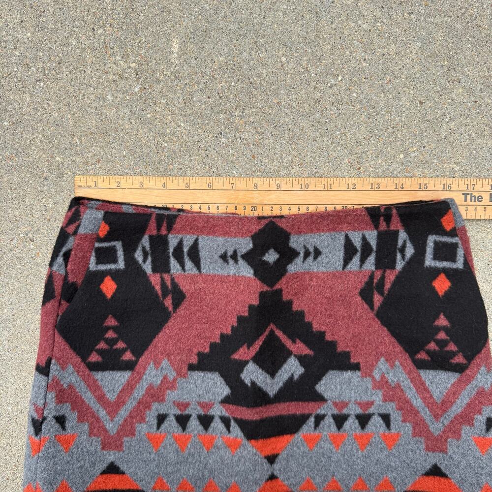 Gap Mini Skirt Wool Blend Aztec Print Red Black Southwest Ski Bell NWT Size 8 - Picture 9 of 10